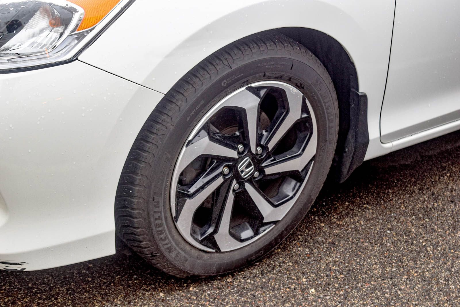 Used 2017 Honda Accord EX-L image 12