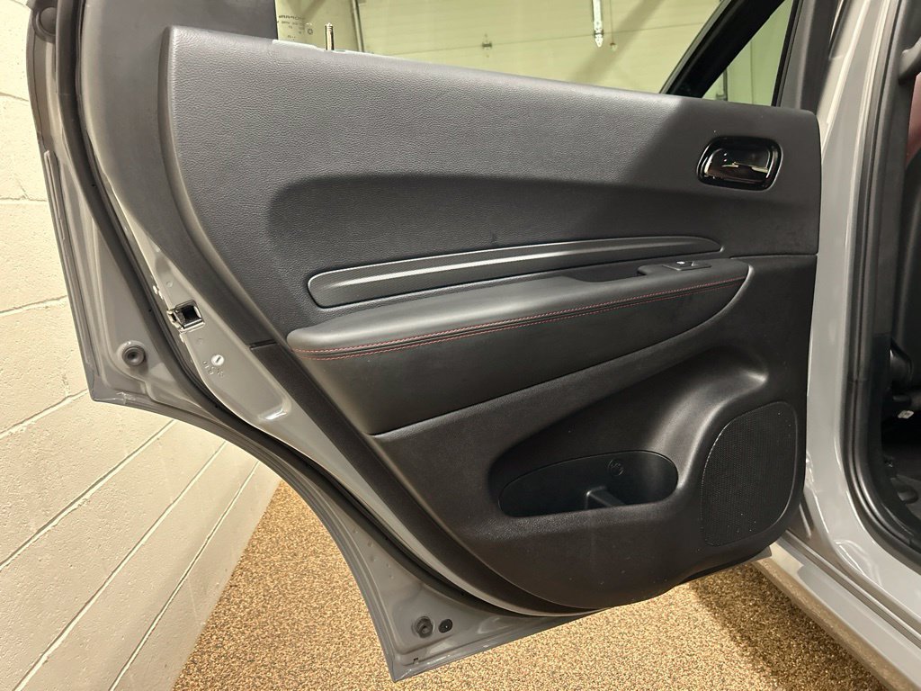 Used 2025 Dodge Durango R/T AWD/4WD image 16
