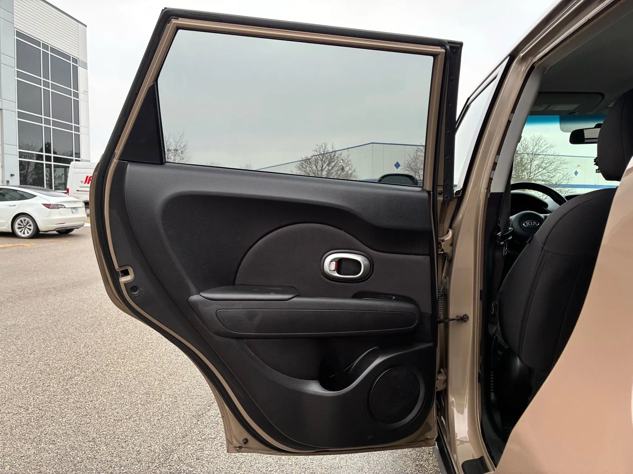 Used 2015 Kia Soul image 14