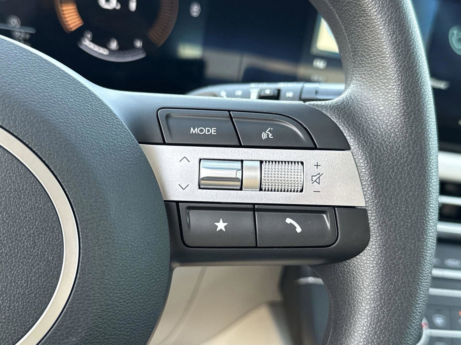 New 2026 Hyundai Tucson SE image 20