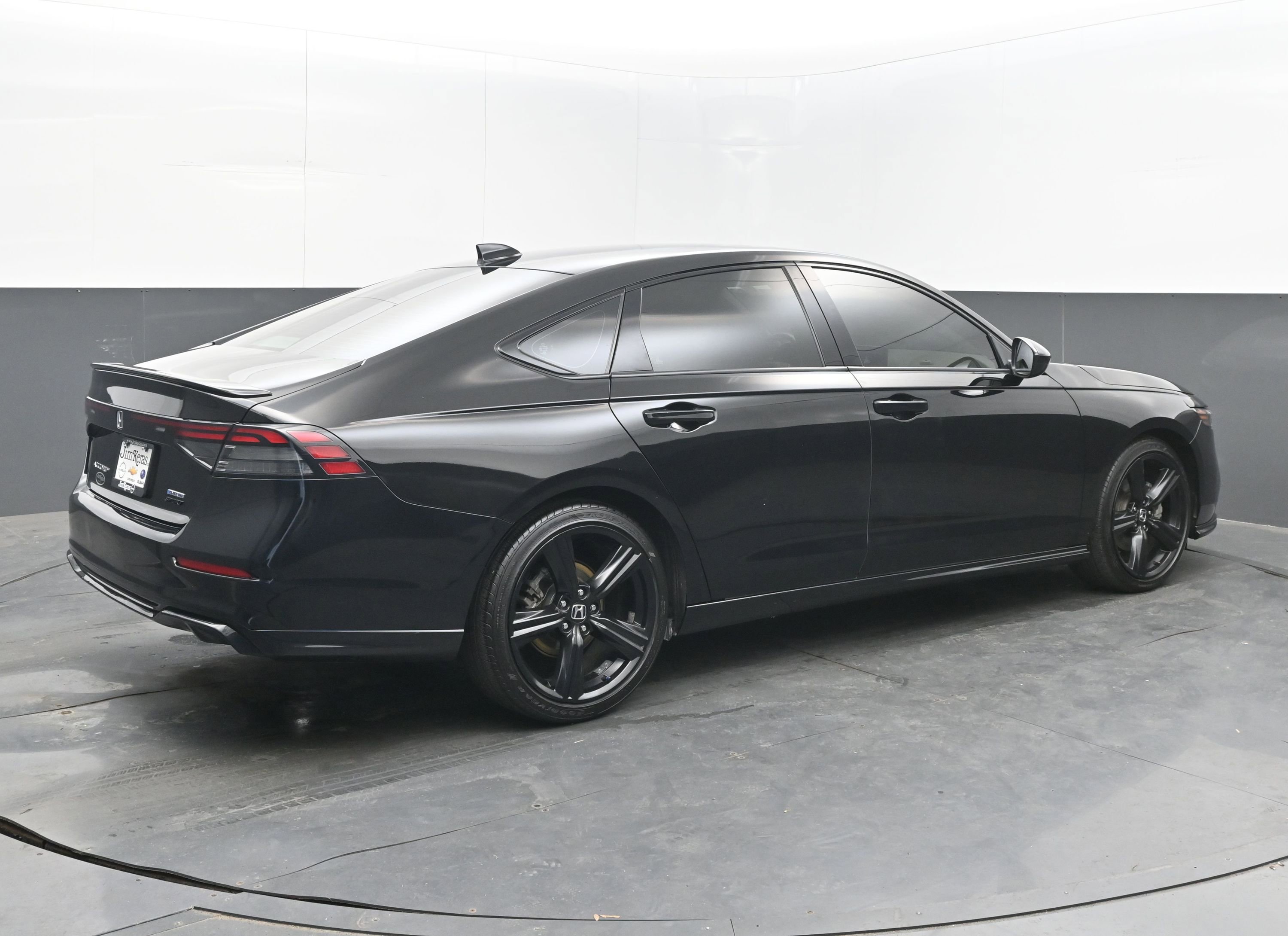 Used 2023 Honda Accord Sport image 7