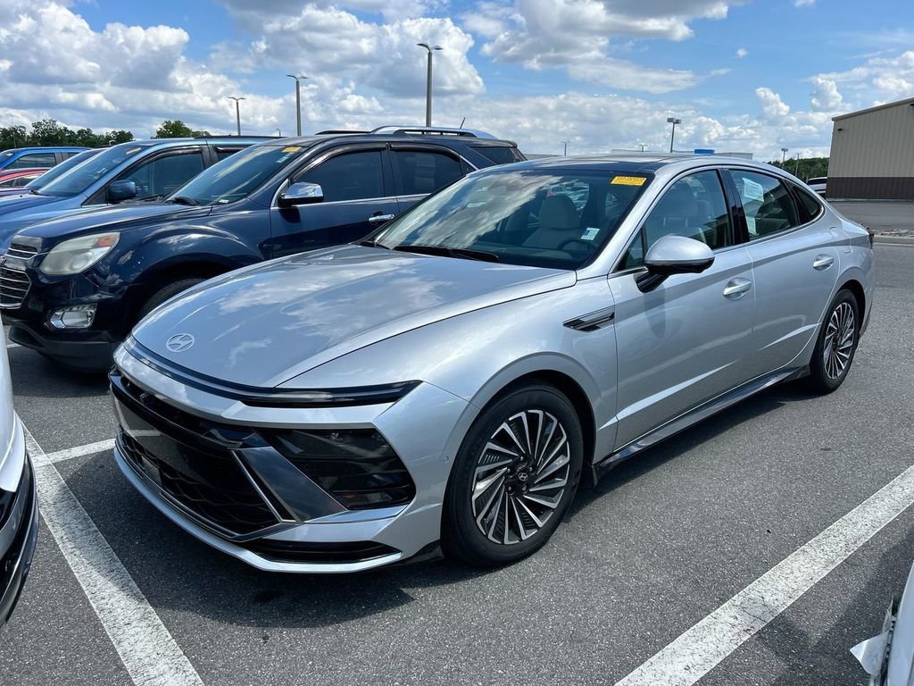 Used 2024 Hyundai Sonata Limited FWD image 9