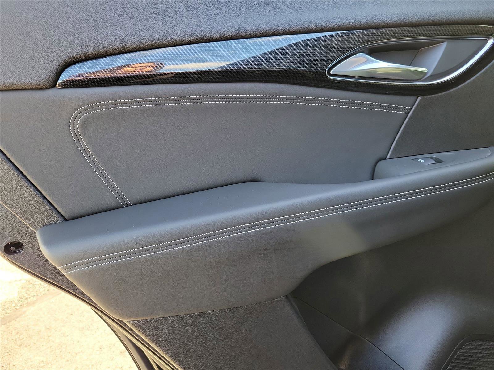 Used 2023 Buick Envision Essence w/ Sport Touring Package FWD image 16