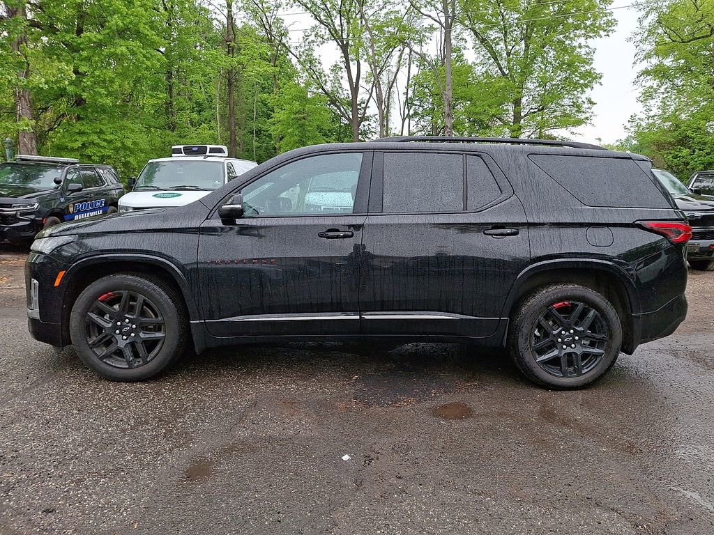 Used 2023 Chevrolet Traverse Premier w/ Redline Edition AWD/4WD image 4
