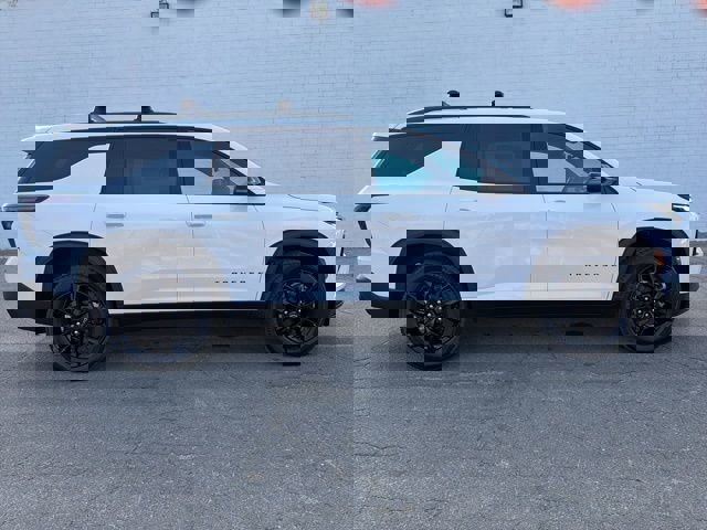 New 2026 Chevrolet Traverse LT w/ Midnight/Sport Edition