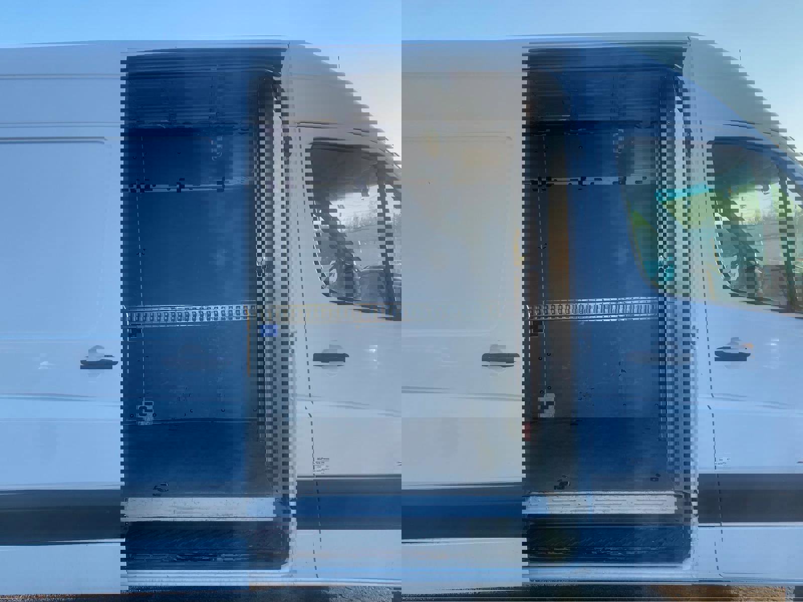 Used 2015 Freightliner Sprinter 2500 image 5