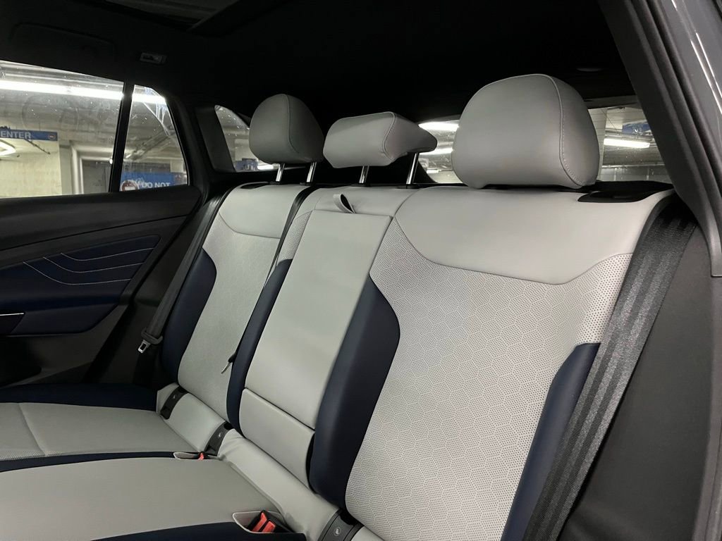 New 2025 Volkswagen ID.4 Pro S AWD/4WD image 22