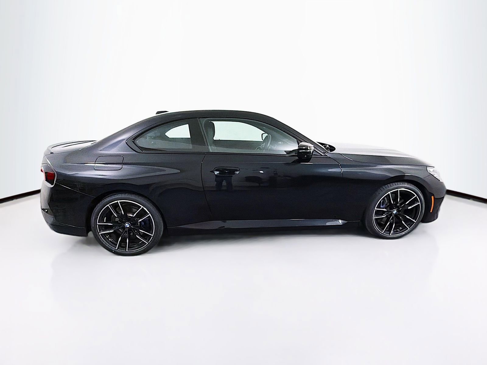 Used 2025 BMW M240i Coupe RWD image 8