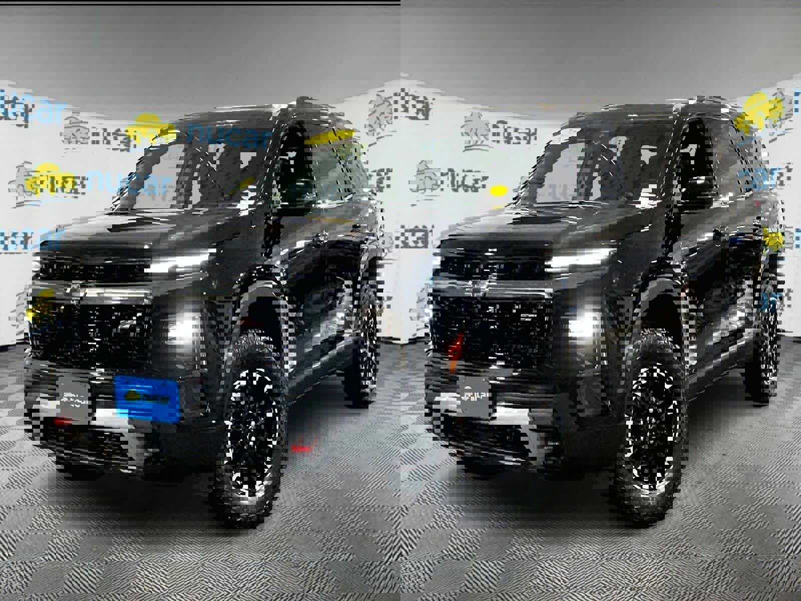 Used 2025 Chevrolet Traverse Z71 w/ Driver Confidence Package image 3