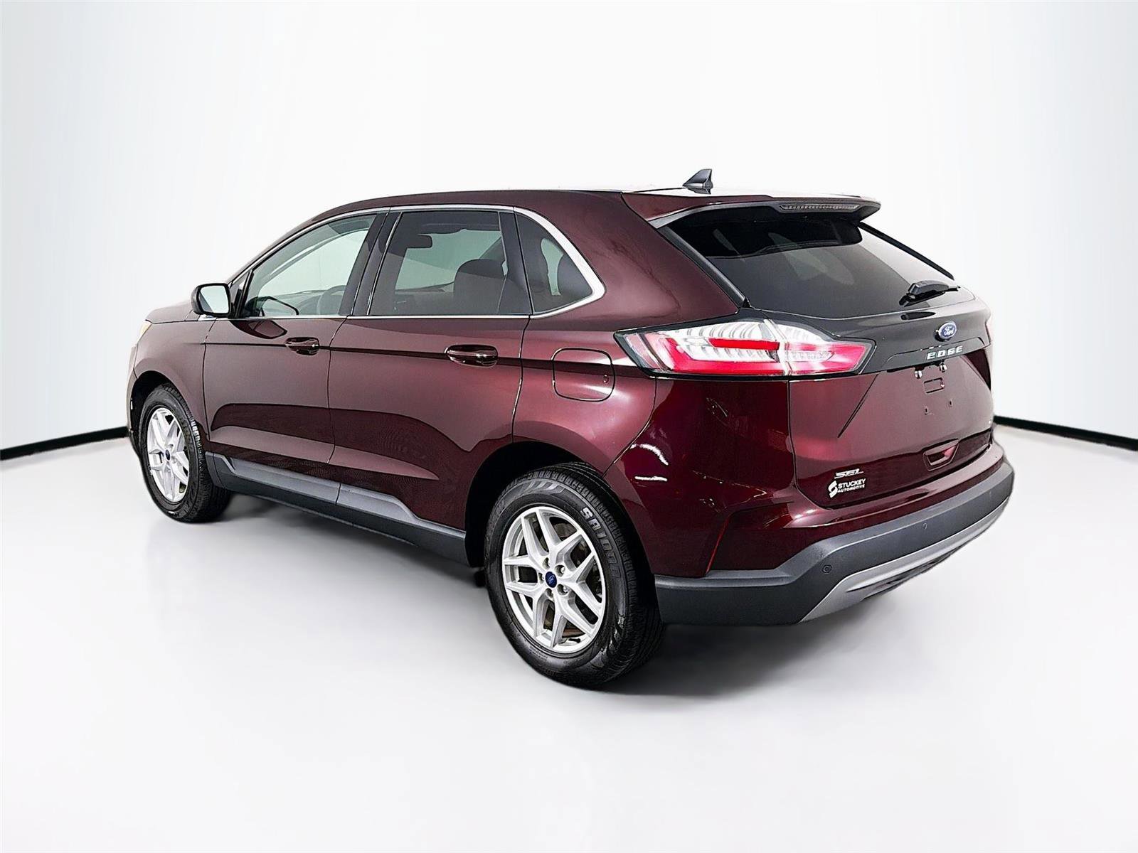 Used 2022 Ford Edge SEL AWD/4WD image 5