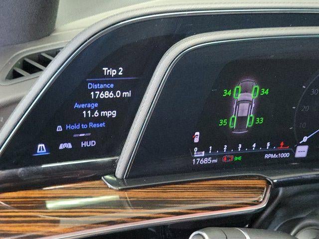 Certified 2024 Cadillac Escalade Premium Luxury RWD image 19