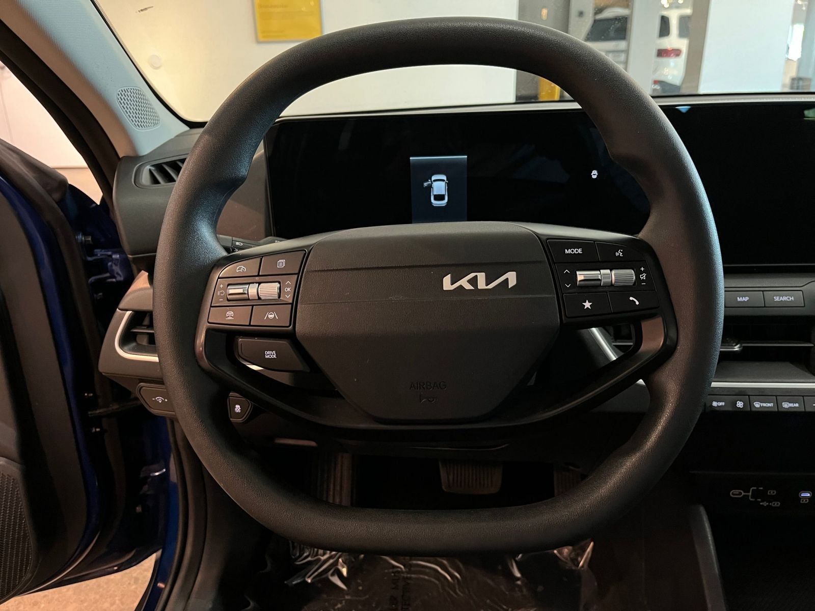 Used 2025 Kia K4 FWD image 28