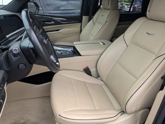 Used 2021 Cadillac Escalade Premium Luxury image 10