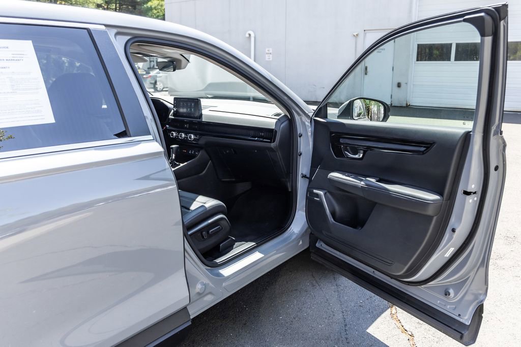 Used 2023 Honda CR-V EX-L image 17