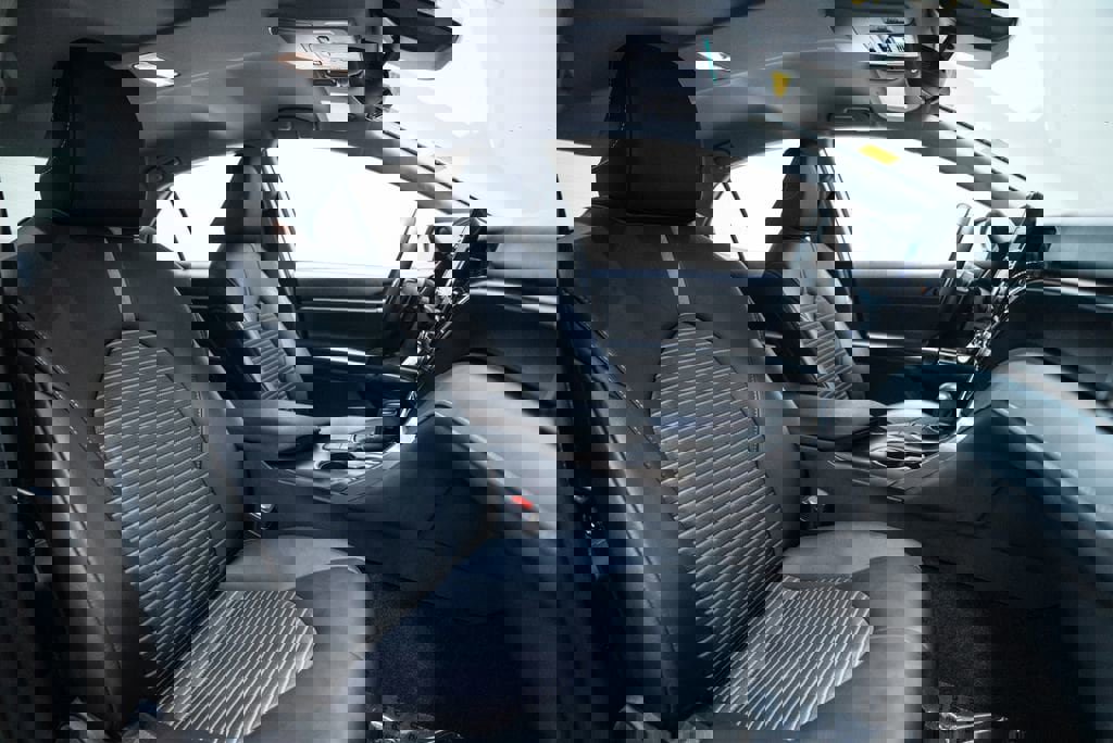 Used 2024 Toyota Camry SE image 14