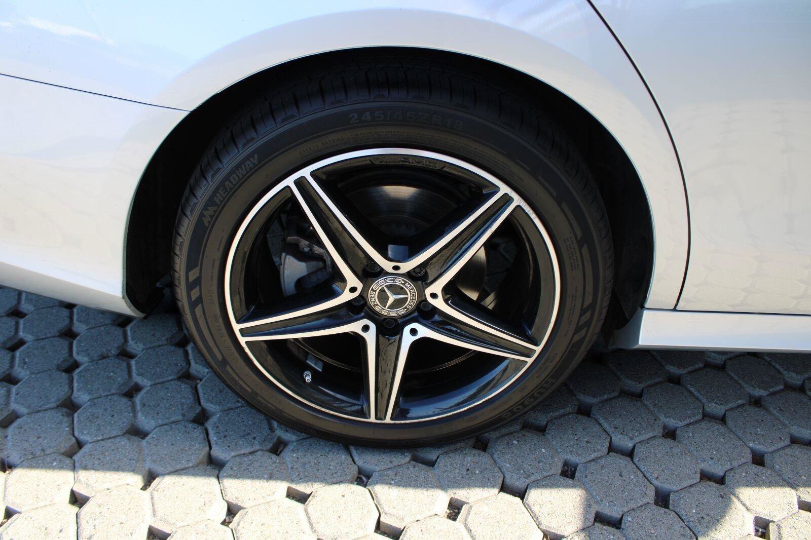 Used 2018 Mercedes-Benz E 300 image 14