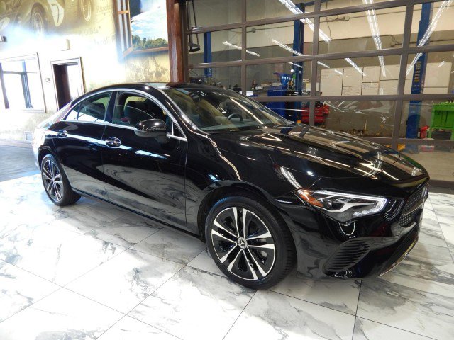 Used 2025 Mercedes-Benz CLA 250 4MATIC image 4