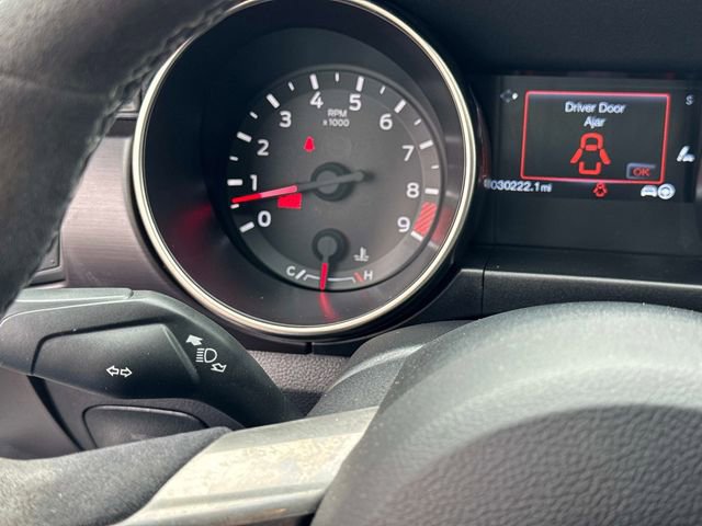 Used 2016 Ford Mustang Shelby GT350 w/ Technology Package image 25