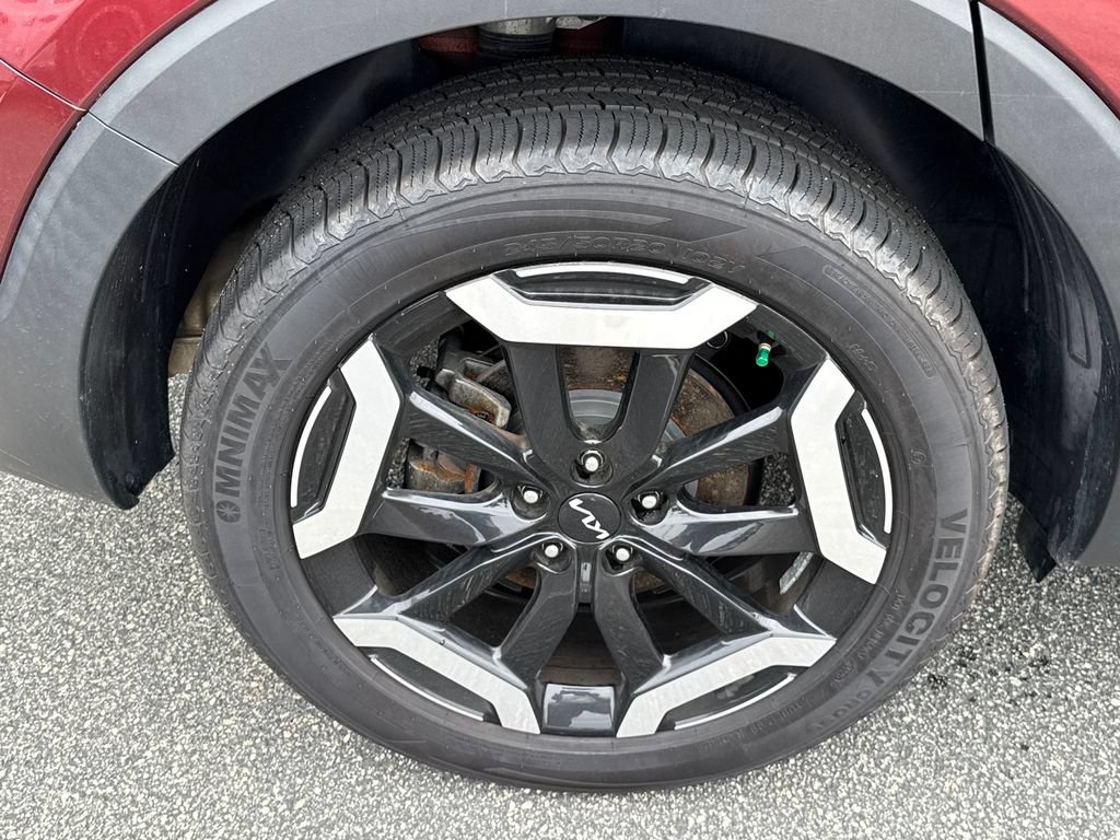 Used 2023 Kia Telluride EX AWD/4WD image 17