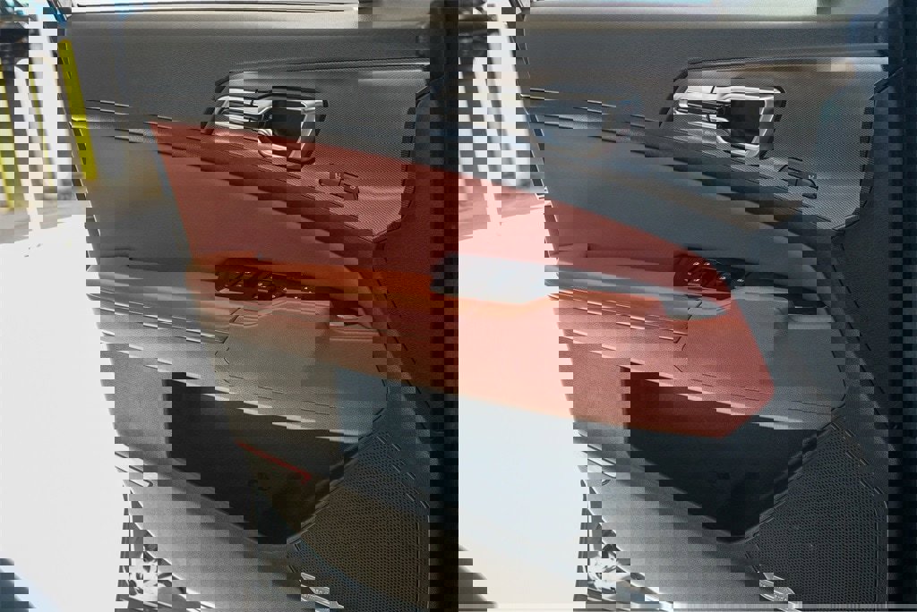 Used 2023 Kia Sportage SX image 20