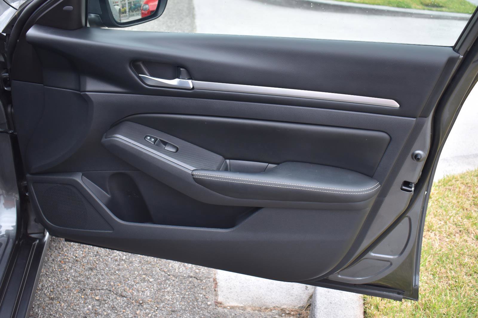 Used 2022 Nissan Altima 2.5 SV FWD image 50