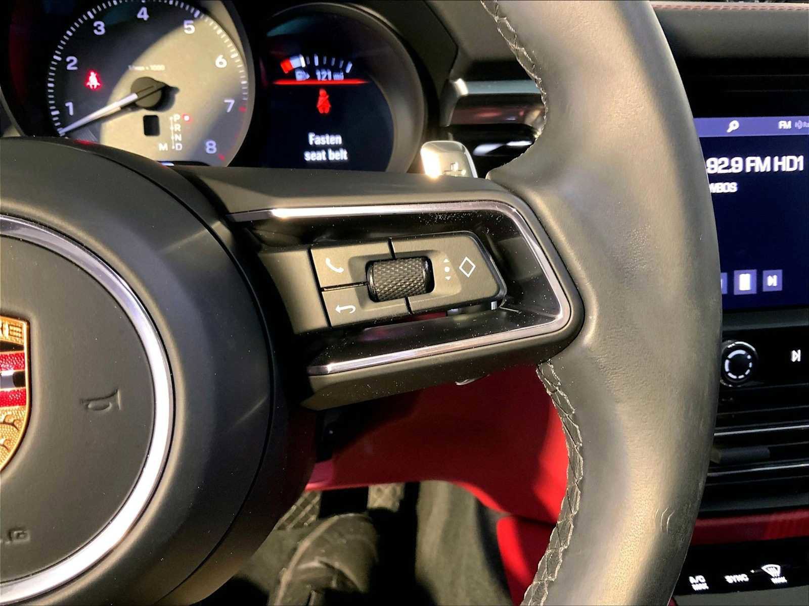 Certified 2023 Porsche Macan S w/ Premium Package Plus image 28