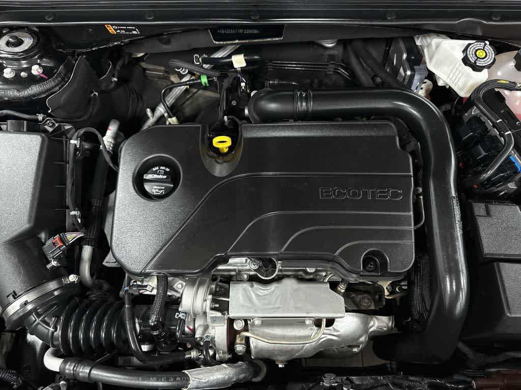 Used 2024 Chevrolet Malibu LT FWD image 12