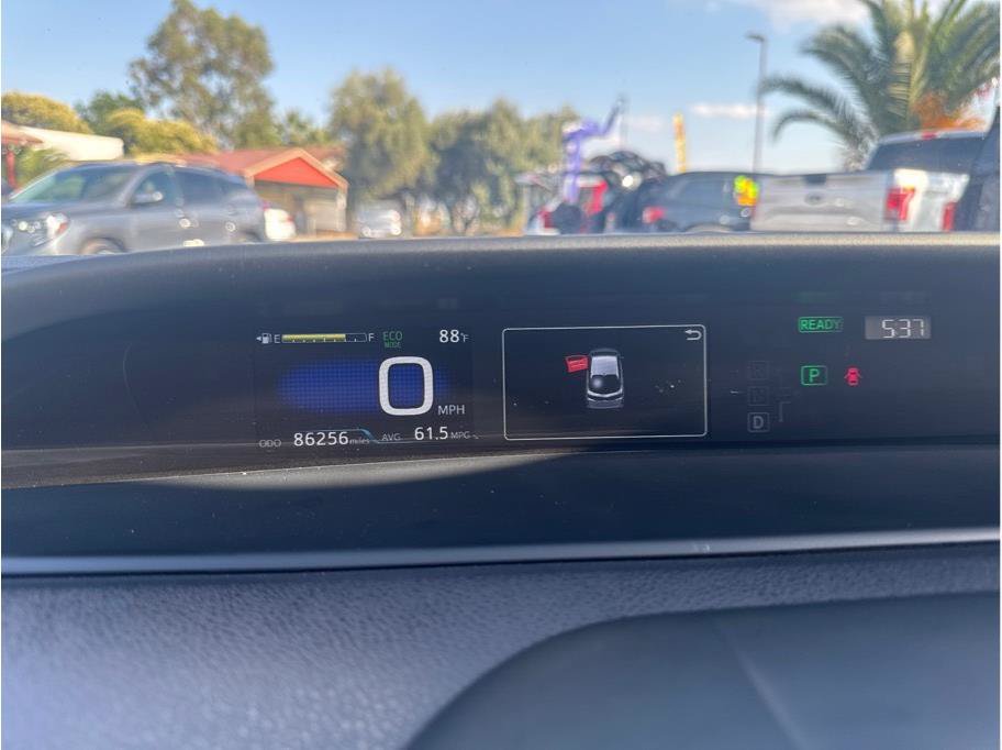 Used 2020 Toyota Prius Prime XLE FWD image 13