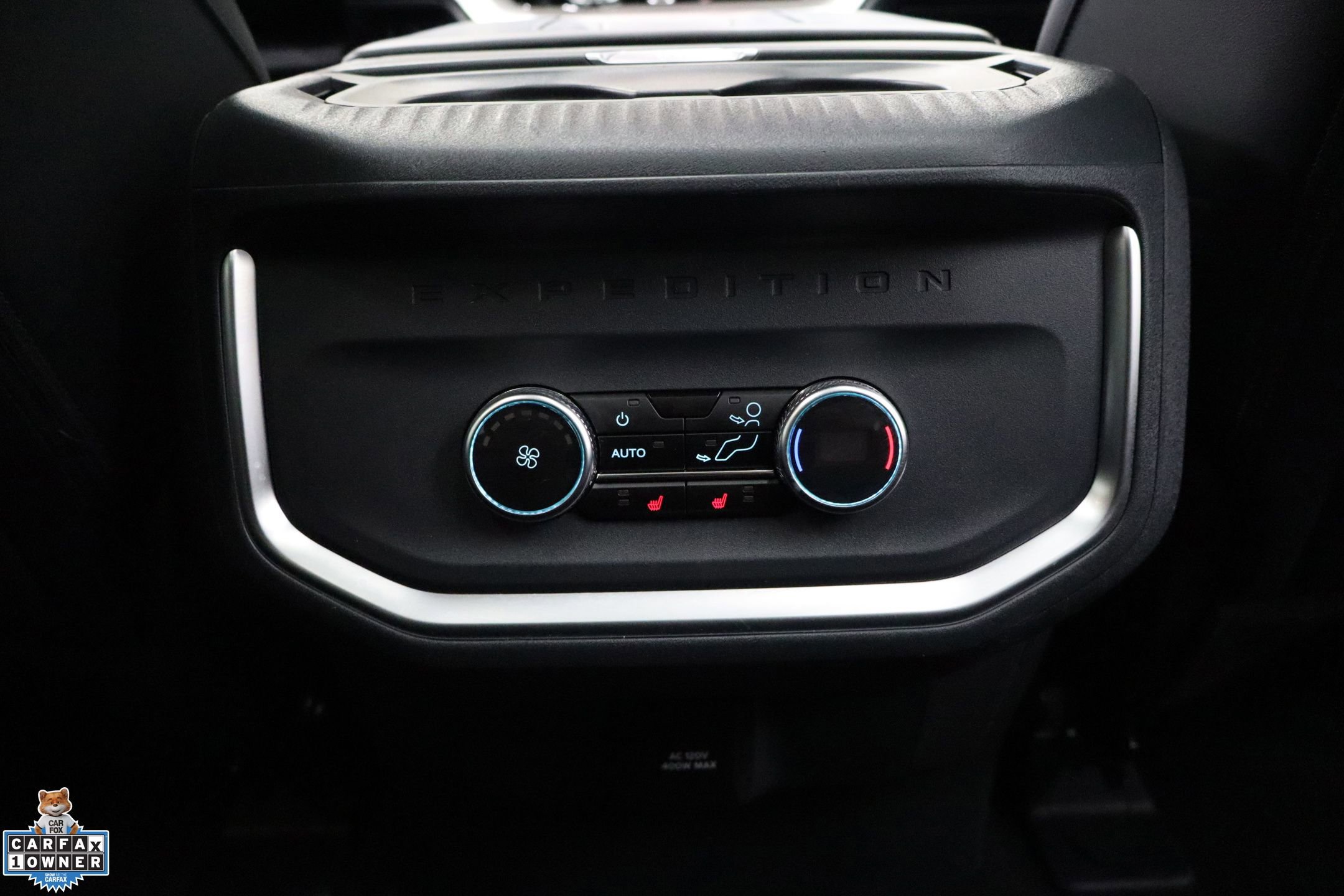 Certified 2025 Ford Expedition Platinum image 29