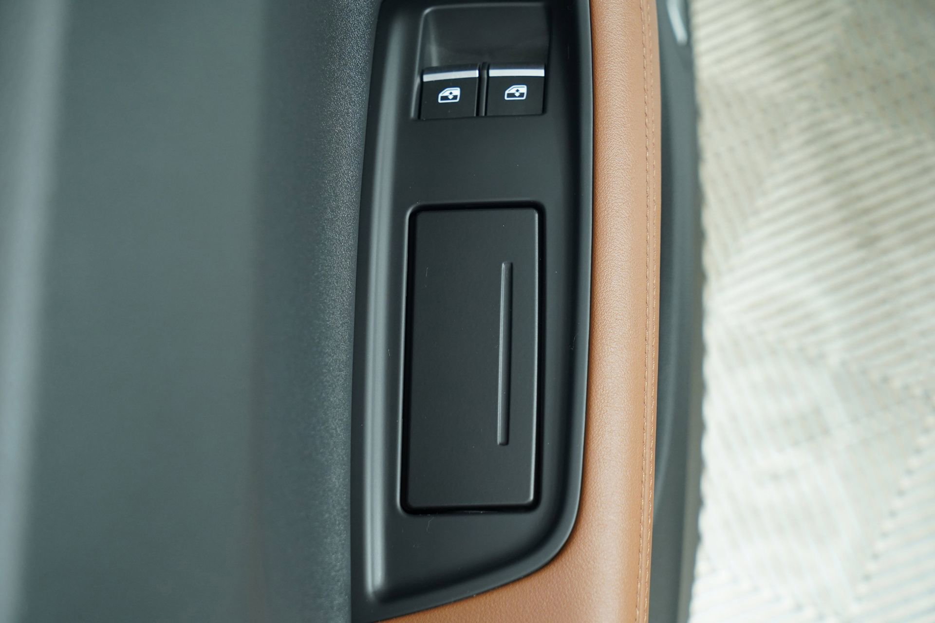 Used 2023 Audi Q8 Premium Plus image 31