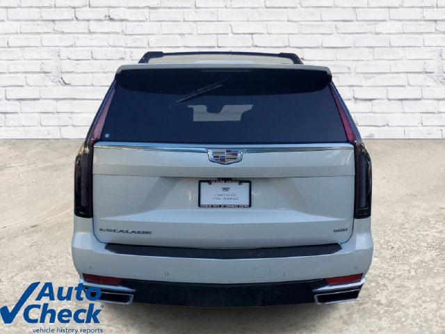 Used 2024 Cadillac Escalade ESV Premium Luxury RWD image 3