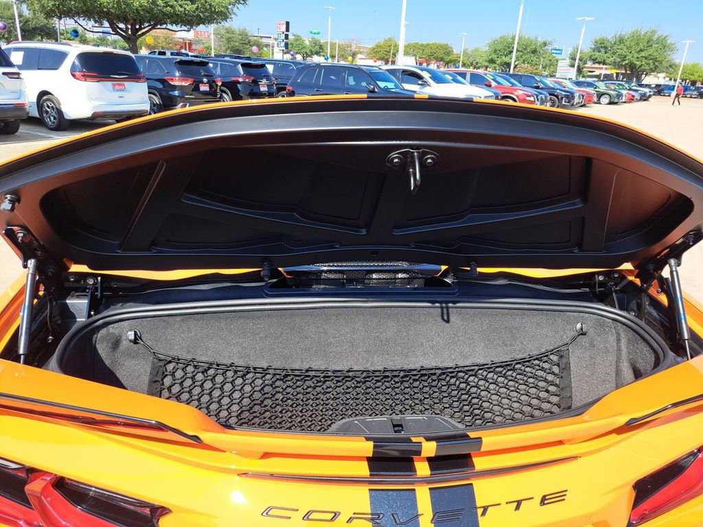 Used 2023 Chevrolet Corvette Stingray Premium Conv w/ Z51 Performance Package image 5