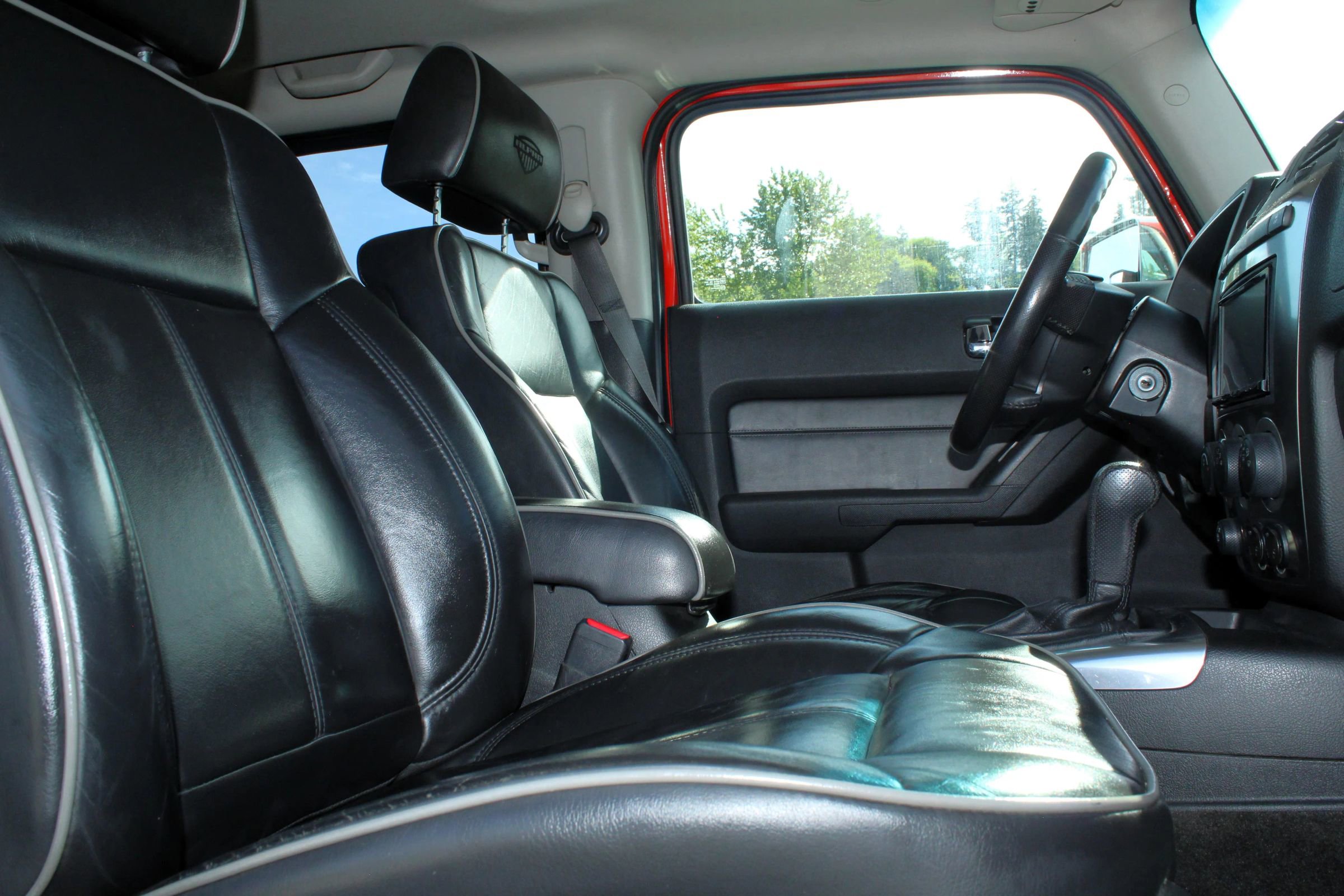 Used 2009 HUMMER H3 Alpha AWD/4WD image 16