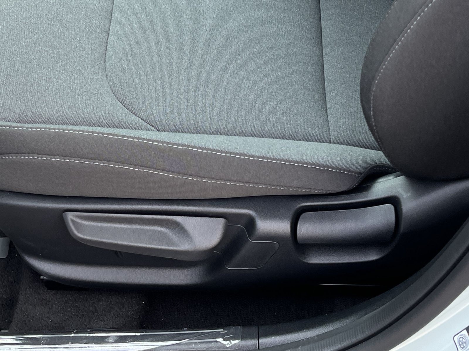 New 2026 Kia K4 FWD image 19
