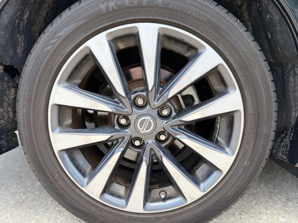 Used 2016 Nissan Altima 2.5 SV w/ Convenience Package FWD image 10
