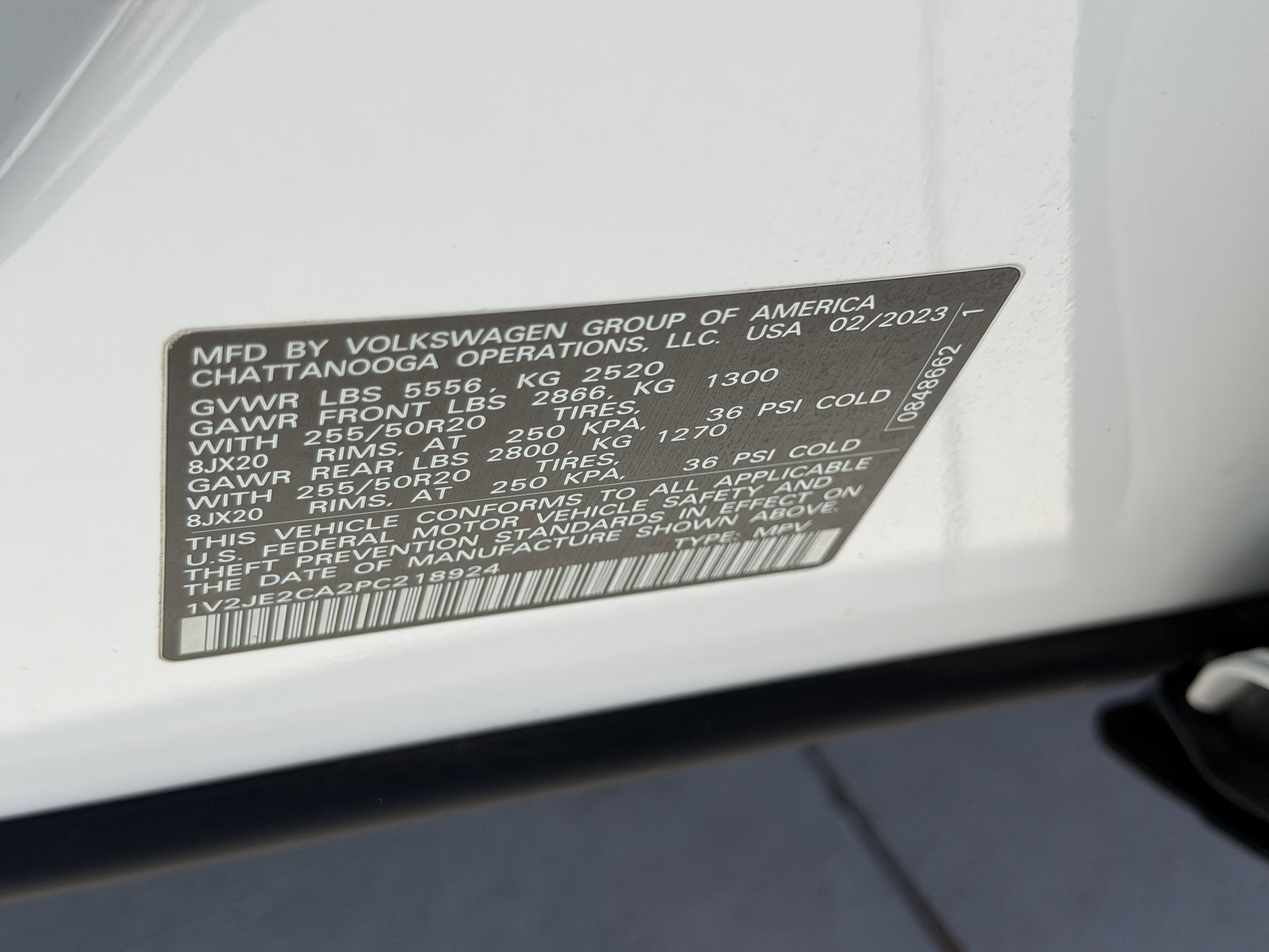 Certified 2023 Volkswagen Atlas Cross Sport SE w/ Panoramic Sunroof Package image 31