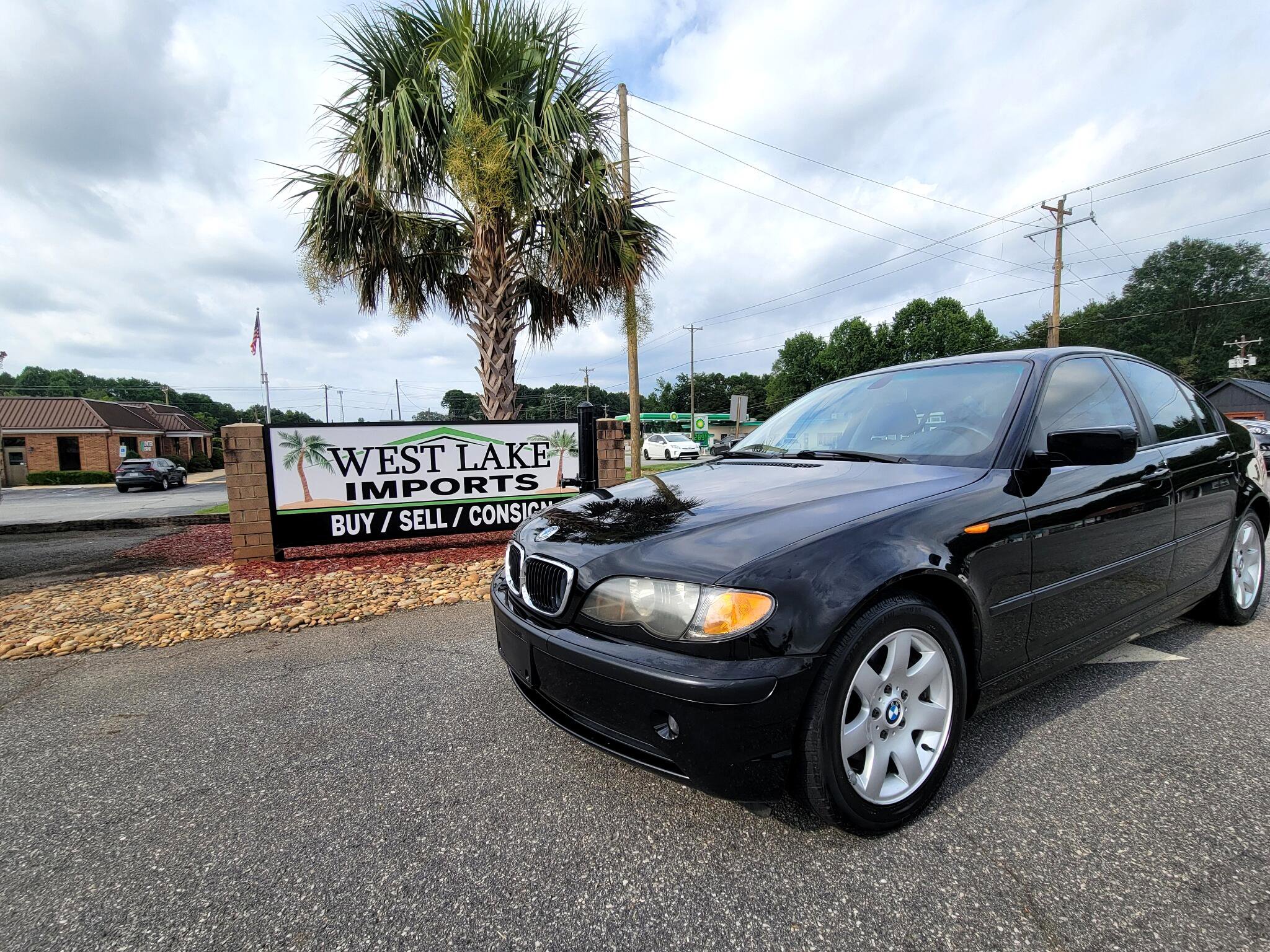Used 2004 BMW 325i Sedan