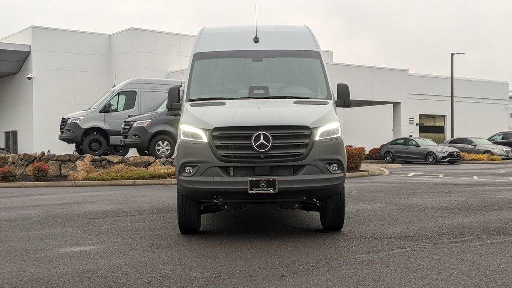 New 2026 Mercedes-Benz Sprinter 2500 image 2