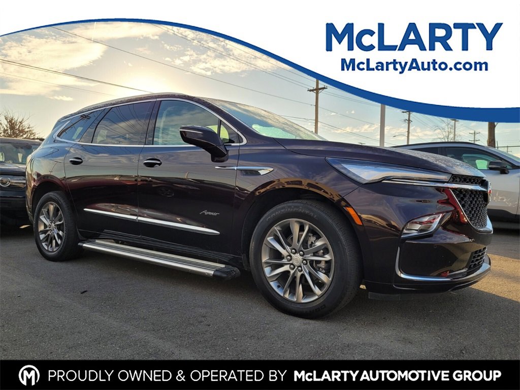 Used 2022 Buick Enclave Avenir w/ Avenir Technology Package image 1