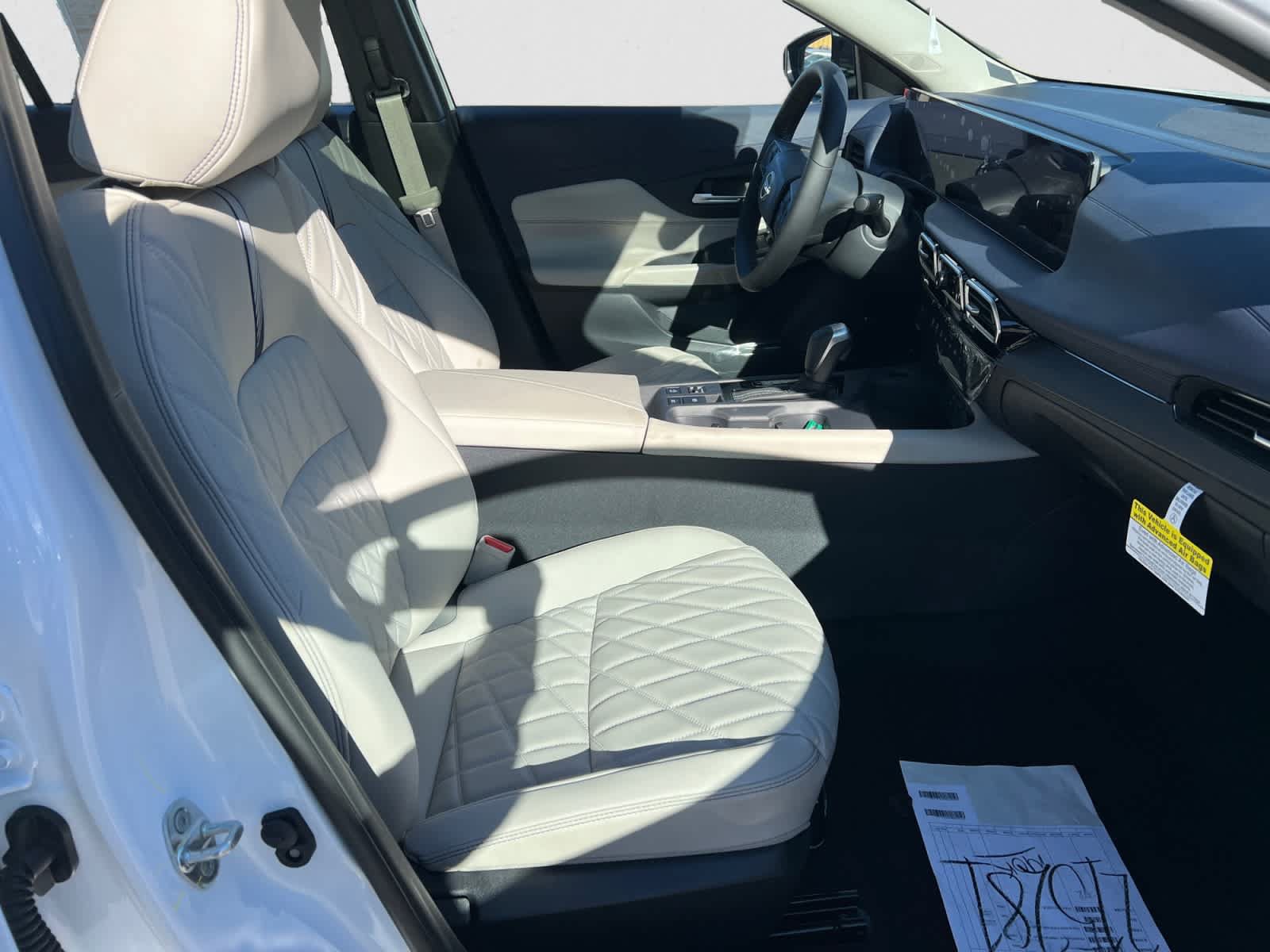 New 2026 Nissan Sentra SL w/ Floor Mat Package FWD image 15
