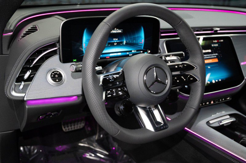 New 2027 Mercedes-Benz E 53 AMG e 4MATIC Sedan image 16