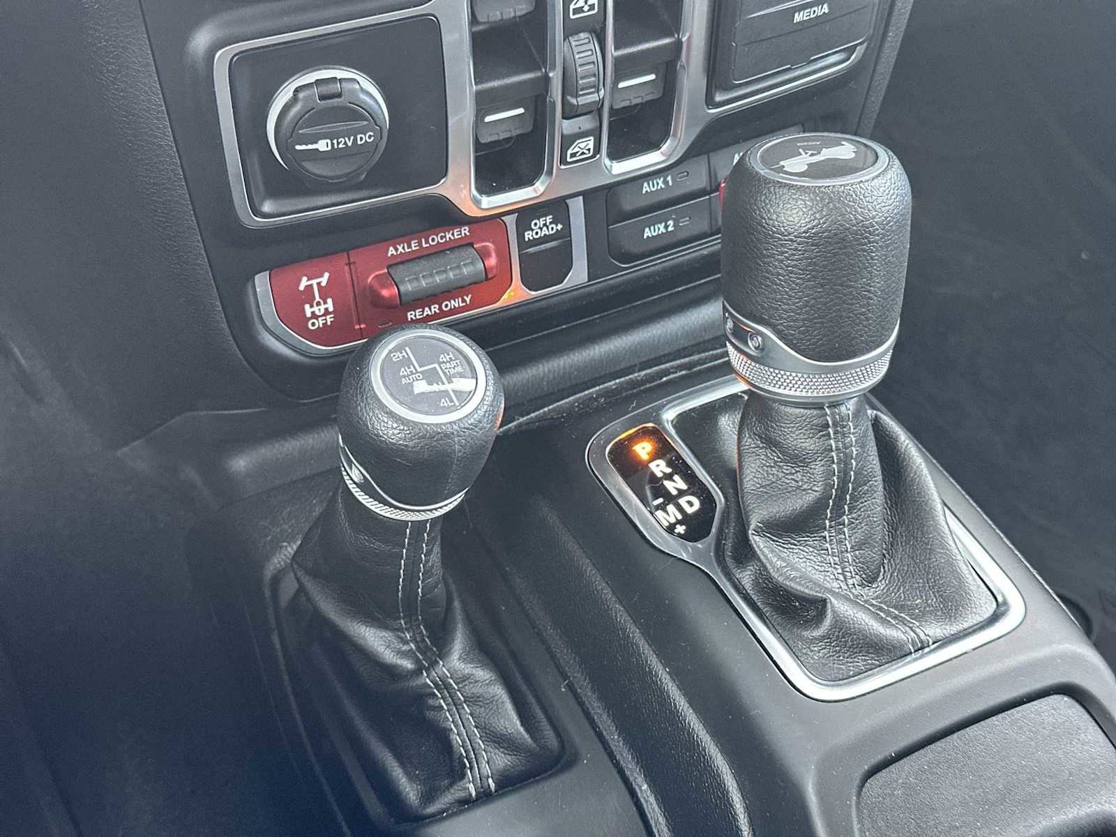 Used 2024 Jeep Wrangler Willys image 19