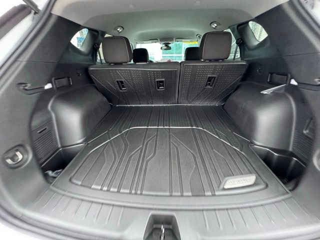 New 2025 Chevrolet Blazer LT w/ Redline Edition image 8