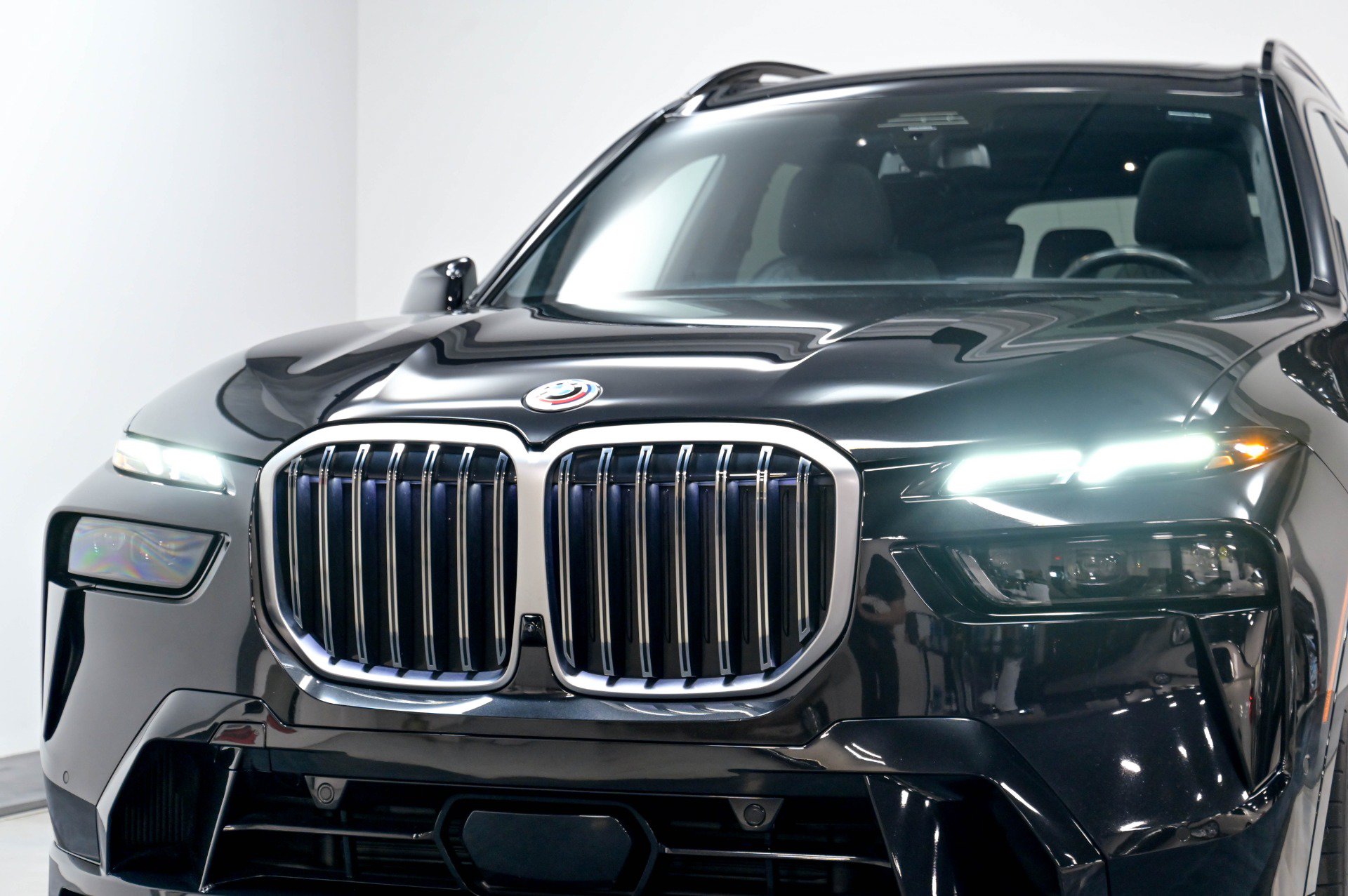 Used 2023 BMW ALPINA XB7 AWD/4WD image 83