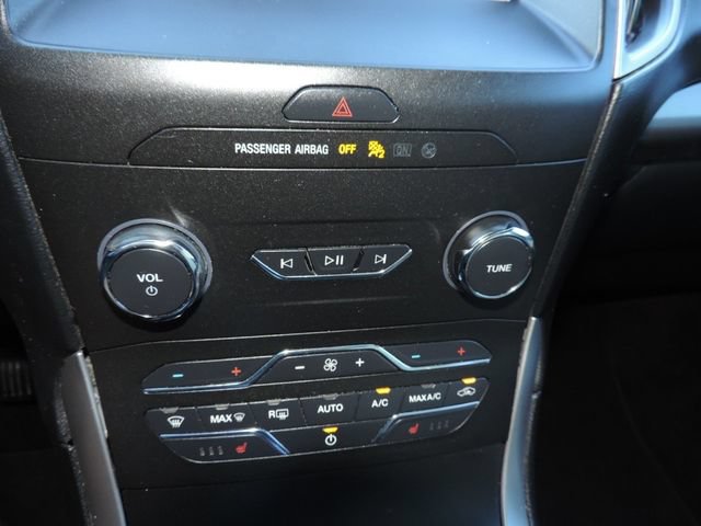 Used 2020 Ford Edge SEL w/ Convenience Package FWD image 25