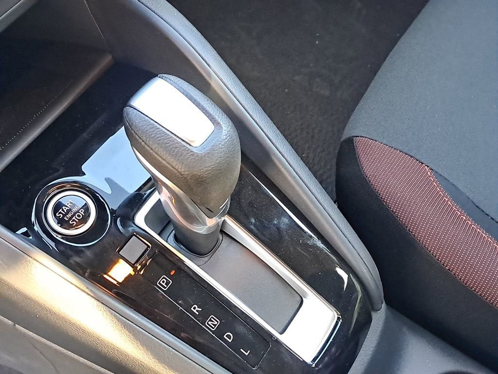 New 2025 Nissan Versa SR w/ Trunk Package image 25