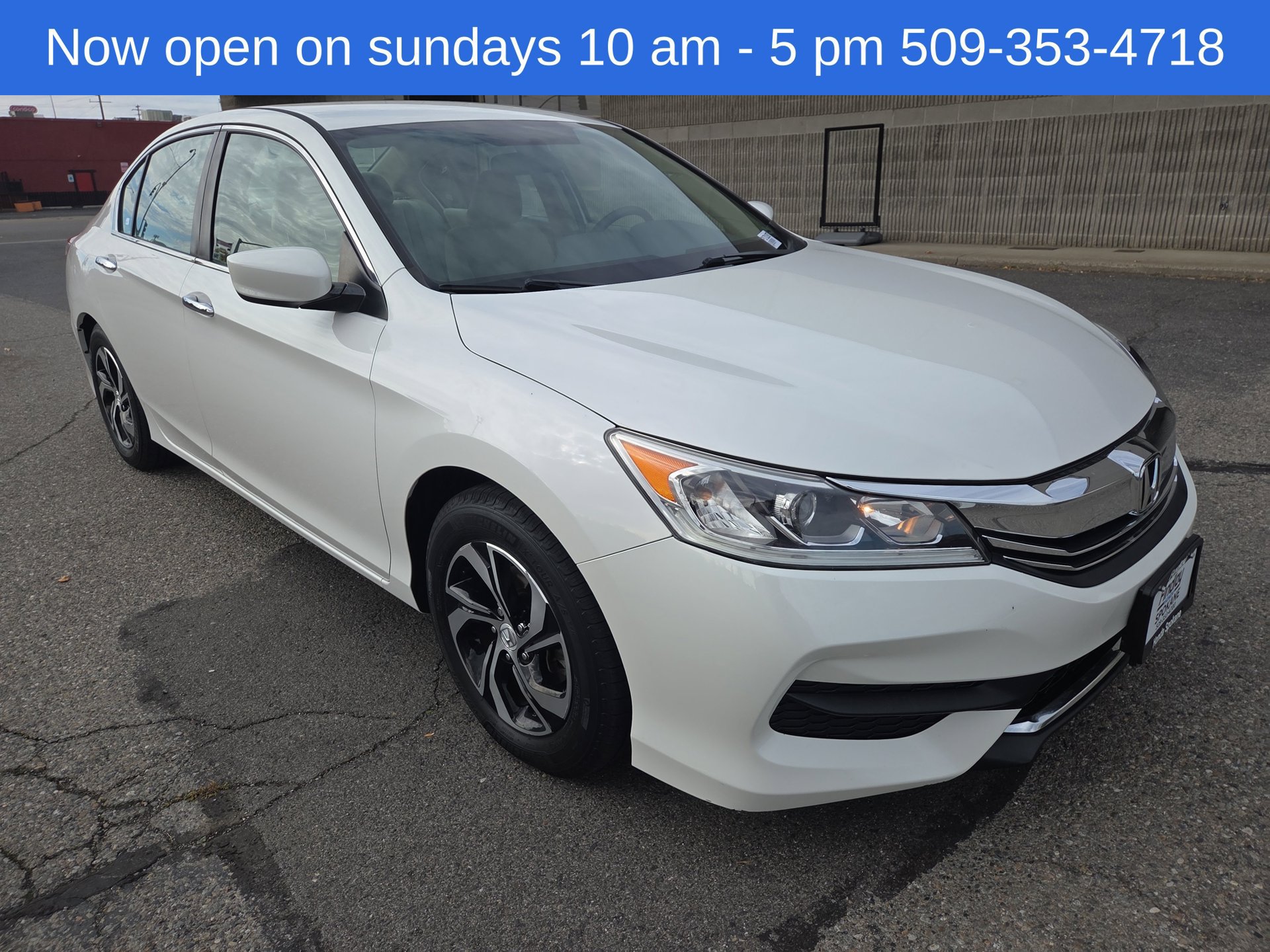 Used 2017 Honda Accord LX image 7