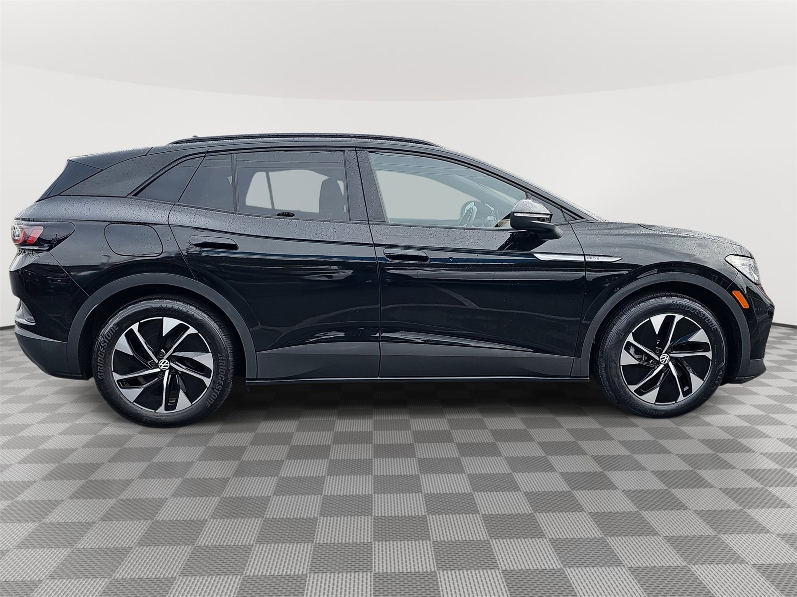 Certified 2022 Volkswagen ID.4 Pro S image 4