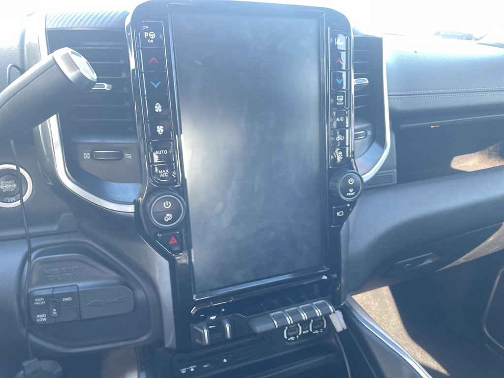 Used 2019 RAM 2500 Laramie AWD/4WD image 10