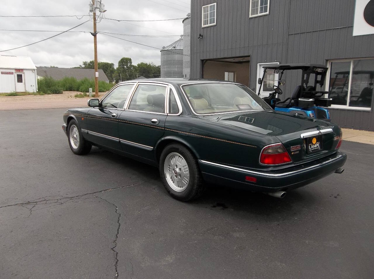 Used 1995 Jaguar XJ Vanden Plas RWD image 8